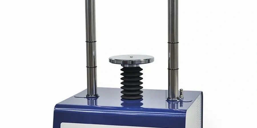 Ensaio triaxial em Belo Horizonte: resistência do solo com precisão de laboratório